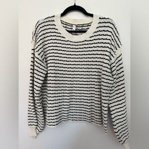 NWOT Wishlist Crochet Sweater Size L